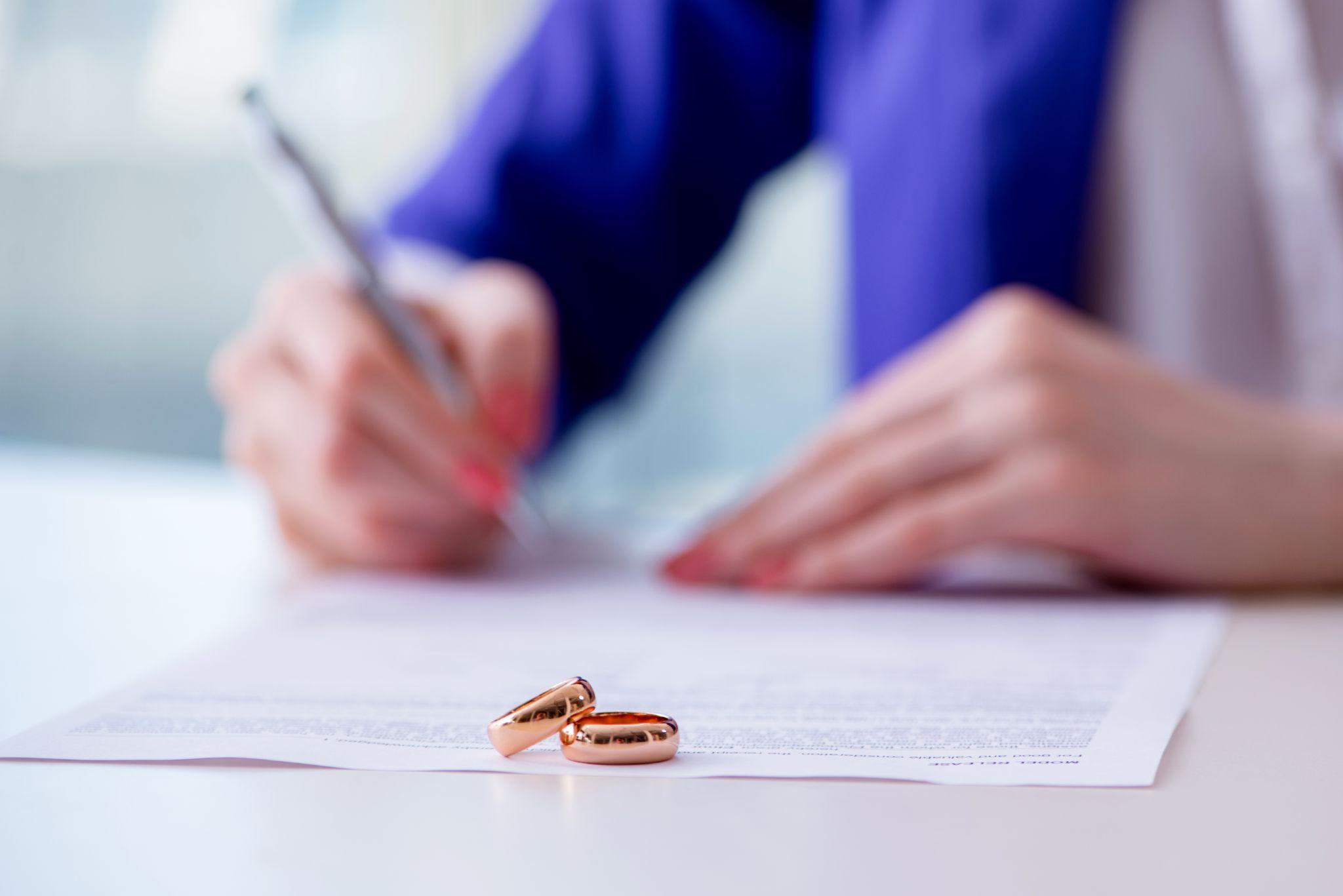 10 Reasons to Get a Prenuptial Agreement in Ontario