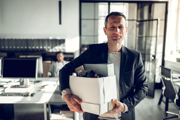 Suis-je victime d’un congédiement déguisé? Explorez vos recours avec un avocat en droit du travail!